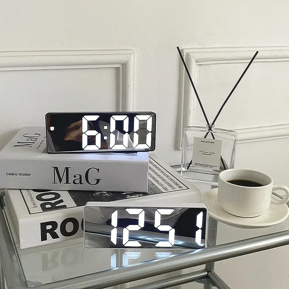 CLARITY LED CLOCK